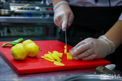 Объясняем: как правильно хранить майонезные салаты, чтобы они не испортились / ЯСИА   