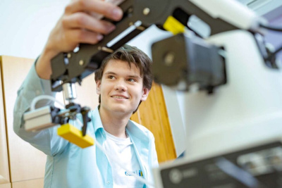 Более тысячи студентов пройдут практику в «Газпром нефти» / ЯСИА   