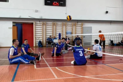 Ветераны СВО выступили на чемпионате по волейболу сидя / ЯСИА   