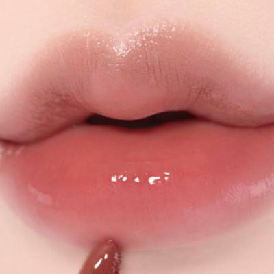 Увлажняющий тинт с глянцевым финишем alternative stereo Lip Potion Aqua Glow 9 Coco Milk