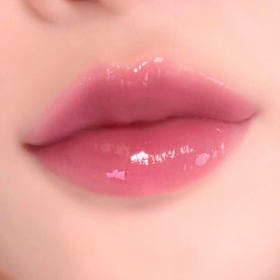 Увлажняющий блеск для губ WAKEMAKE Dewy Gel Maxi Gloss 05 Flirting