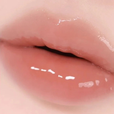 Увлажняющий бальзам для губ с ПДРН Milk Touch Glow Up Collagen Lip Balm Caramel Fondue