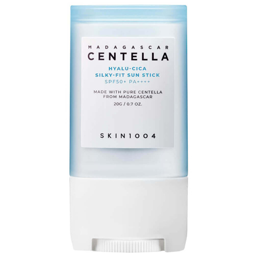 Солнцезащитный стик с шёлковым финишем SKIN1004 Hyalu-Cica Silky-Fit Sun Stick SPF50+ PA++++
