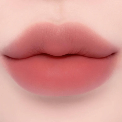 Бархатное суфле для губ и щёк Dasique Souffle Color Pot 06 Mocha Bun