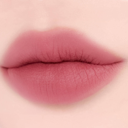 Компактный вельветовый бальзам для губ и щёк BRAYE Lipsleek Blur 07 Lowkey