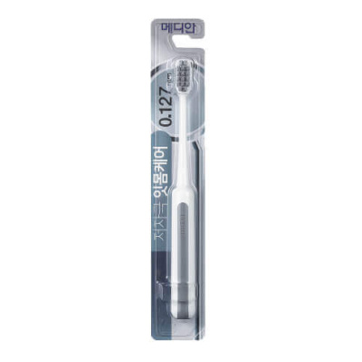 Гибкая зубная щетка для чувствительных десен Median Gum Science Toothbrush