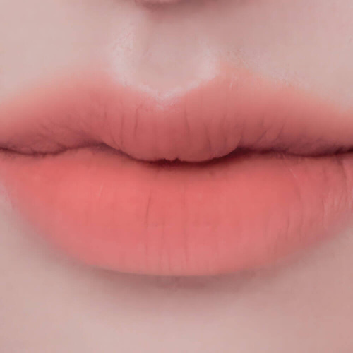 Вельветовый тинт для губ CLIO Chiffon Blur Tint 10 Dawn Clouds Coral