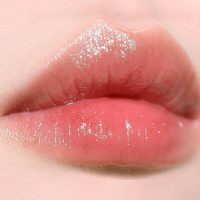 Увлажняющий тинт с глянцевым финишем hince Mood Enhancer Water Liquid Glow W011 Blushed