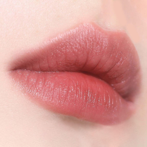 Тающая помада в стике с матовым финишем hince Slim Stick Melting Matte 01 Deja Vu