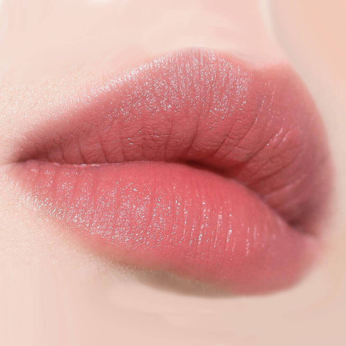 Тающая помада в стике с матовым финишем hince Slim Stick Melting Matte 03 Fade Out