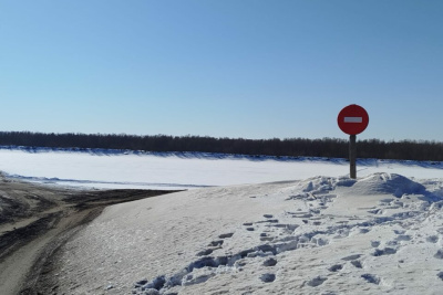 Двенадцать автозимников закрыли в районах Якутии / ЯСИА   