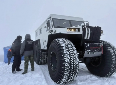 Вынесен приговор водителю такси по факту гибели пассажиров при  провале автомашины под лед реки /    