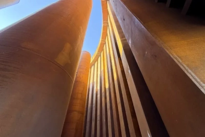 Начинается подготовка к речной операции по выводу коффердамов для строительства Ленского моста / ЯСИА   