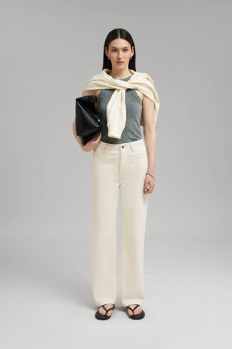 Джинсы женские