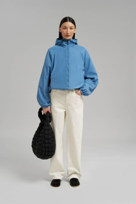 Ветровка с водоотталкивающей пропиткой