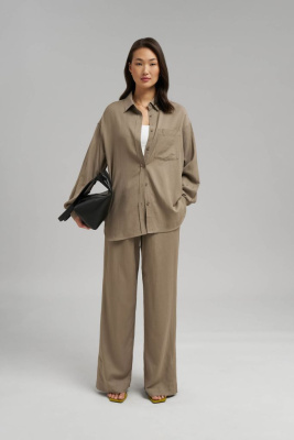 Рубашка объемного кроя со льном