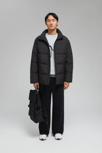 Утепленная куртка с воротником-стойкой