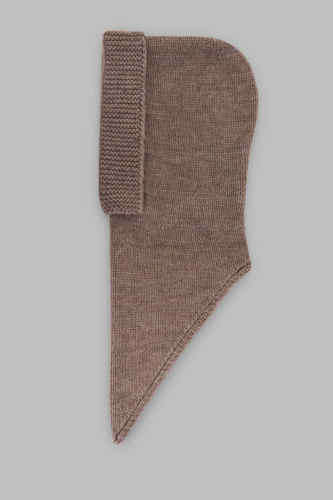 Вязаный капор с добавлением шерсти