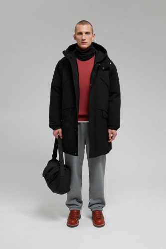 Пуховое пальто свободного силуэта с капюшоном