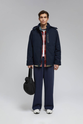 Утепленная куртка с капюшоном