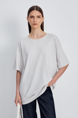 Футболка oversize силуэта