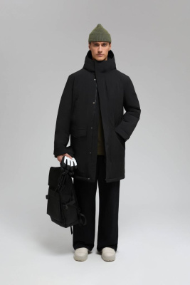 Утепленная парка с капюшоном