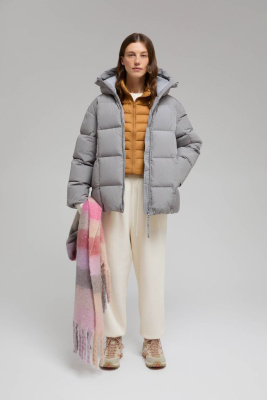 Стеганый пуховик с натуральным пухом