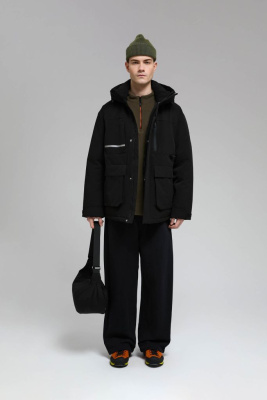 Утепленная куртка с капюшоном