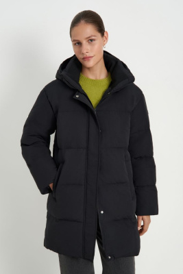 Пуховое полупальто со съемным капюшоном