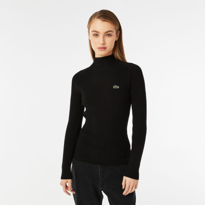 Женский свитер-водолазка Lacoste приталенного кроя с длинным рукавом