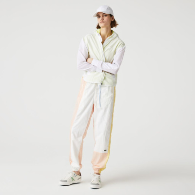 Женская куртка Lacoste для спорта на молнии