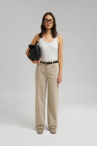 Джинсы женские