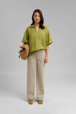 Свободная блузка изо льна и вискозы