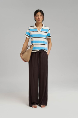 Легкие брюки-палаццо с эластичным поясом