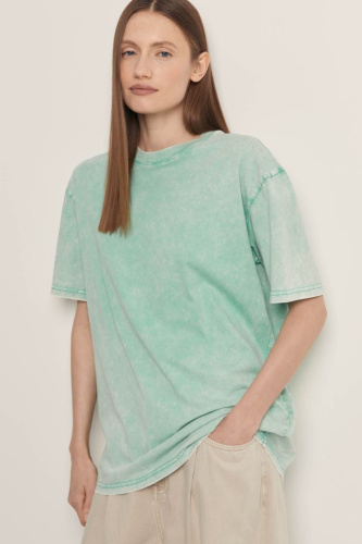 Футболка свободного силуэта