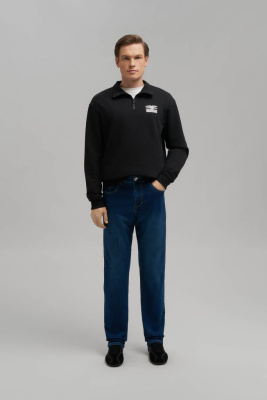 Джинсы прямого кроя