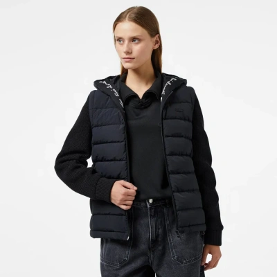 Женский утеплённый стеганый жилет Lacoste с капюшоном и отстегивающимися рукавами