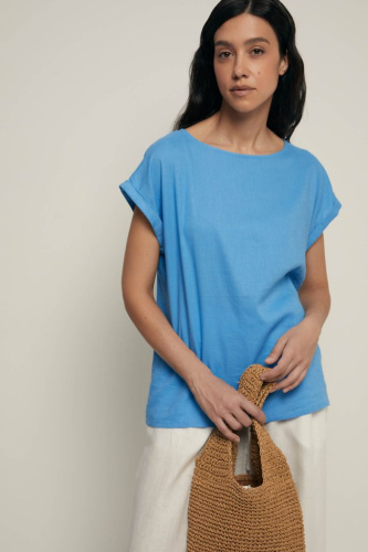 Блузка с коротким рукавом и добавлением льна