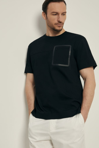 Футболка из трикотажного интерлока