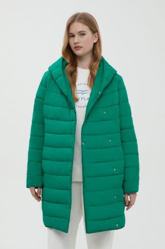 Утепленное полупальто с капюшоном