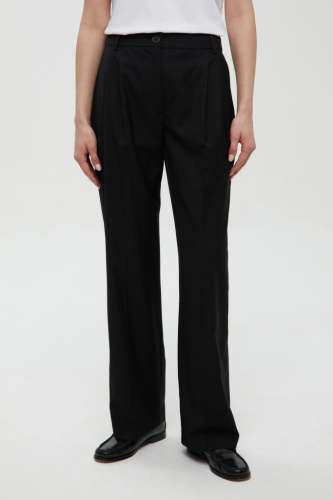 Укороченные брюки широкого кроя