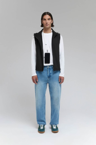 Джинсы свободного кроя