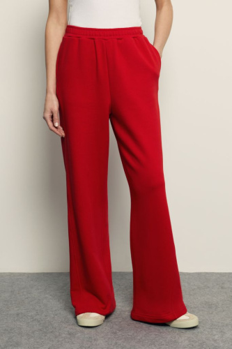 Спортивные брюки широкого кроя