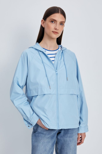 Ветровка с капюшоном на молнии