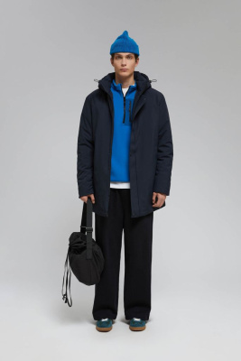 Утепленная куртка с капюшоном