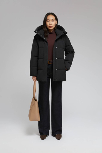 Утепленная куртка с капюшоном