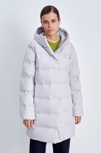 Пуховое полупальто с капюшоном