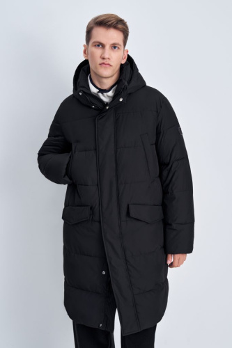 Однобортное пальто с капюшоном