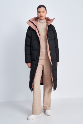 Пуховое пальто с капюшоном свободного силуэта