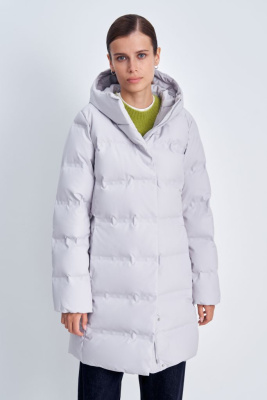 Пуховое полупальто с капюшоном